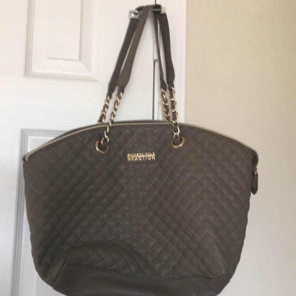 Kenneth Cole gray purse